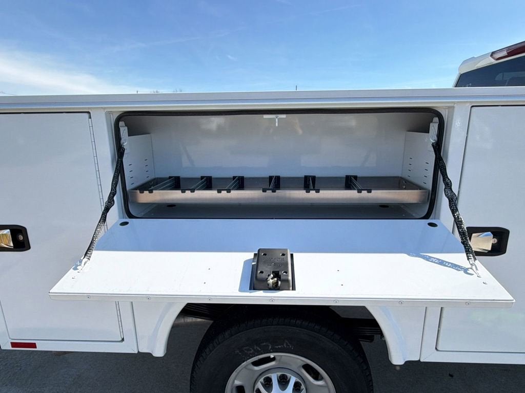 2024 GMC Sierra 2500 HD Pro