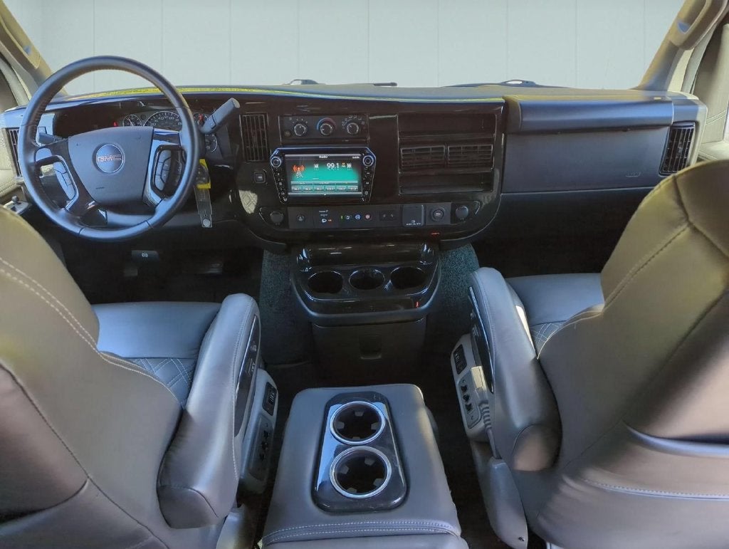 2021 GMC Savana Passenger 2500 LS