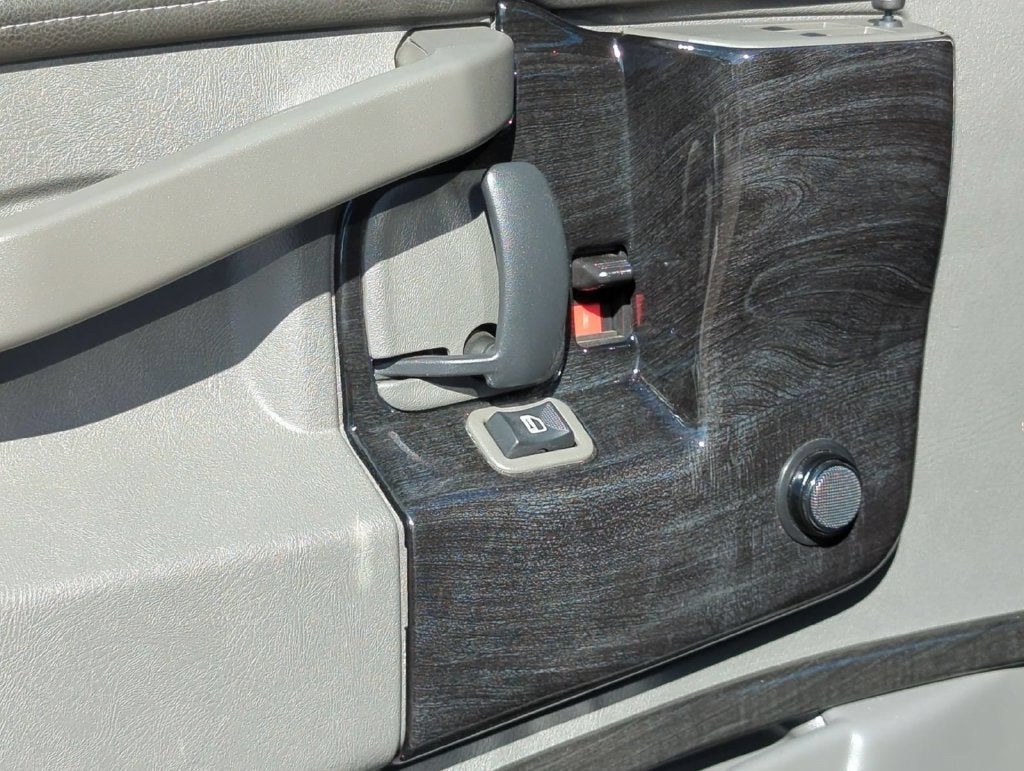 2021 GMC Savana Passenger 2500 LS