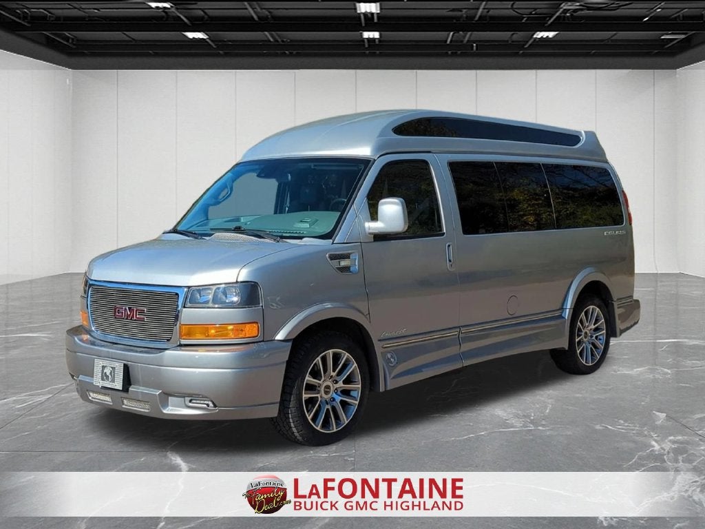 2021 GMC Savana Passenger 2500 LS