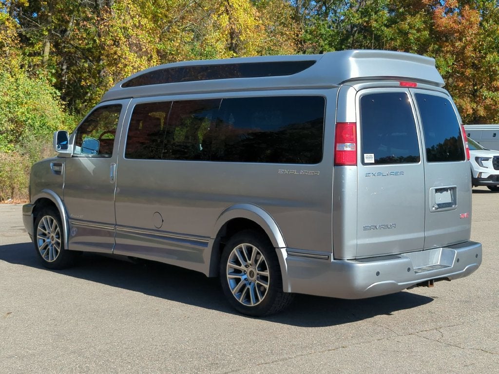 2021 GMC Savana Passenger 2500 LS