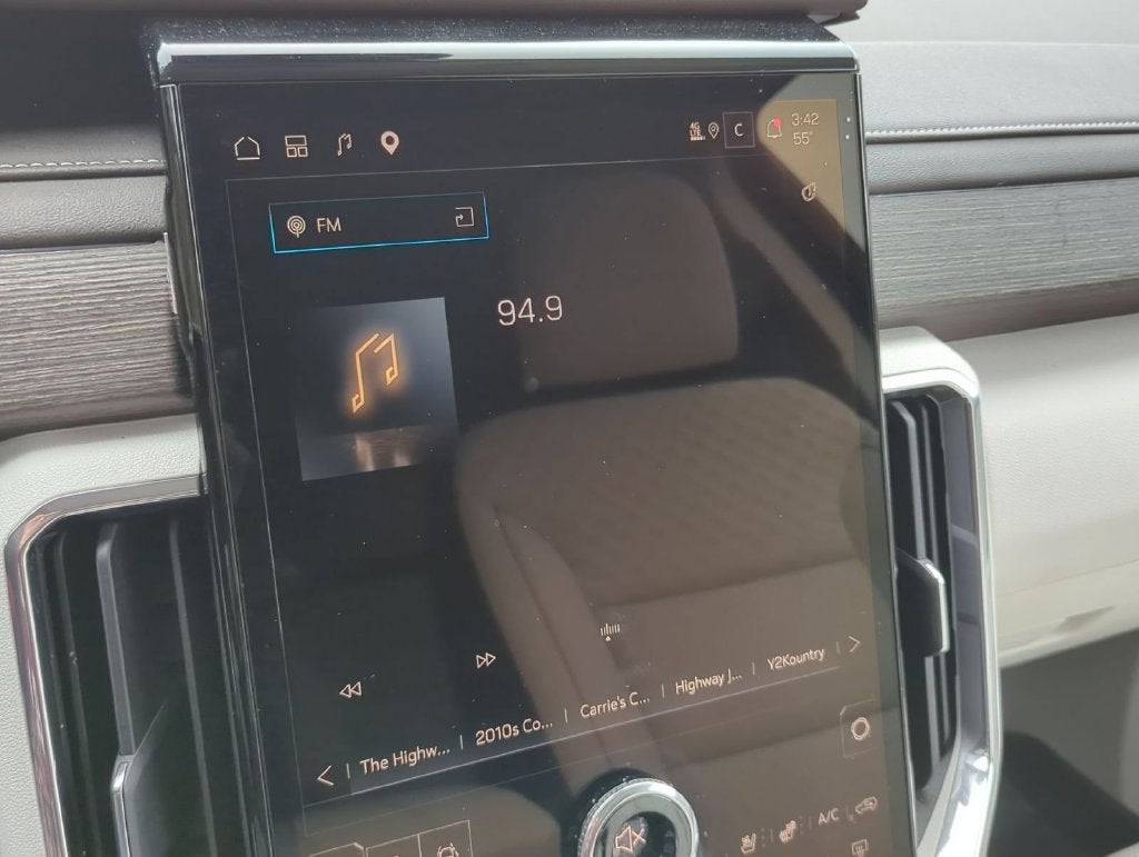 2024 GMC Acadia Denali