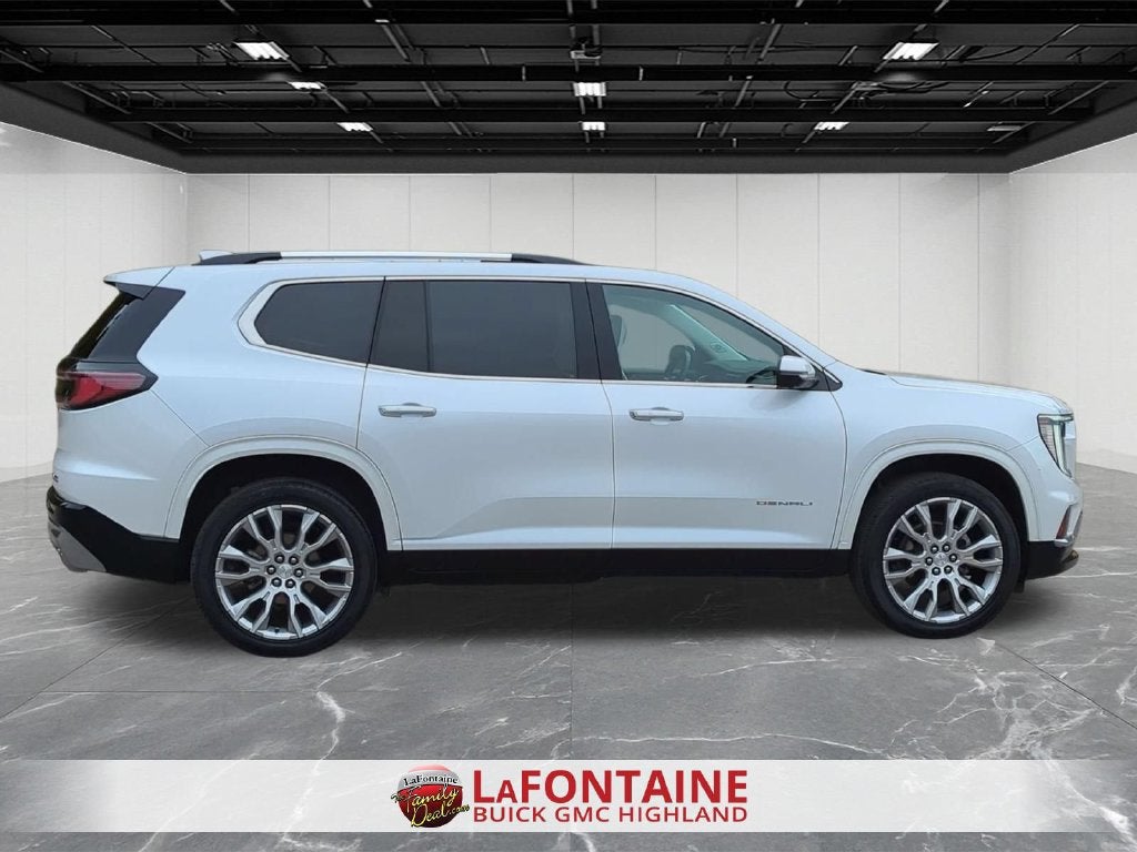 2024 GMC Acadia Denali