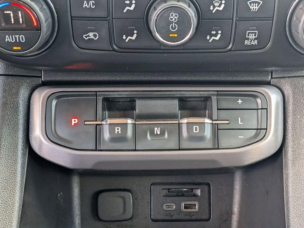 2020 GMC Acadia AT4