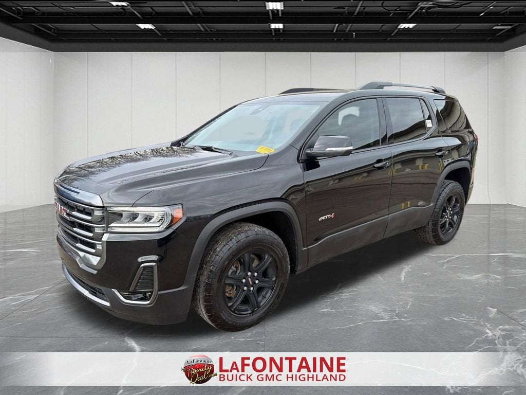 2023 GMC Acadia AT4