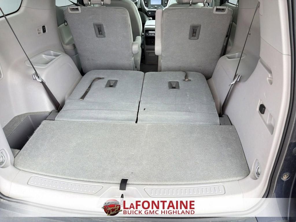 2017 GMC Acadia SLE