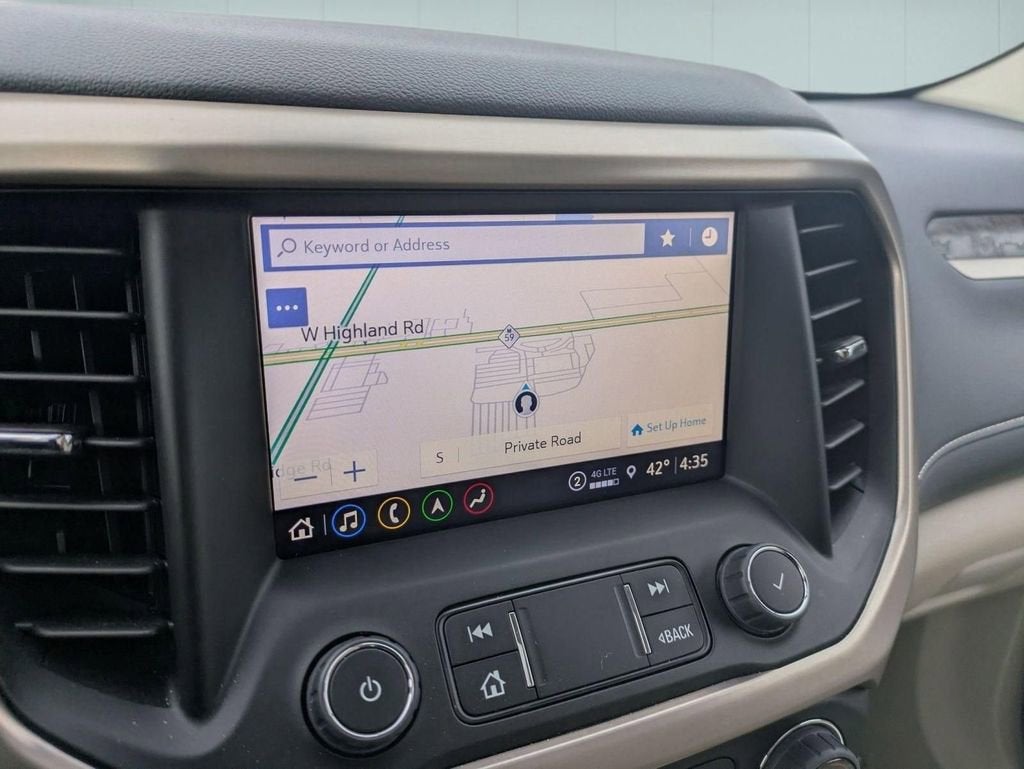 2023 GMC Acadia Denali