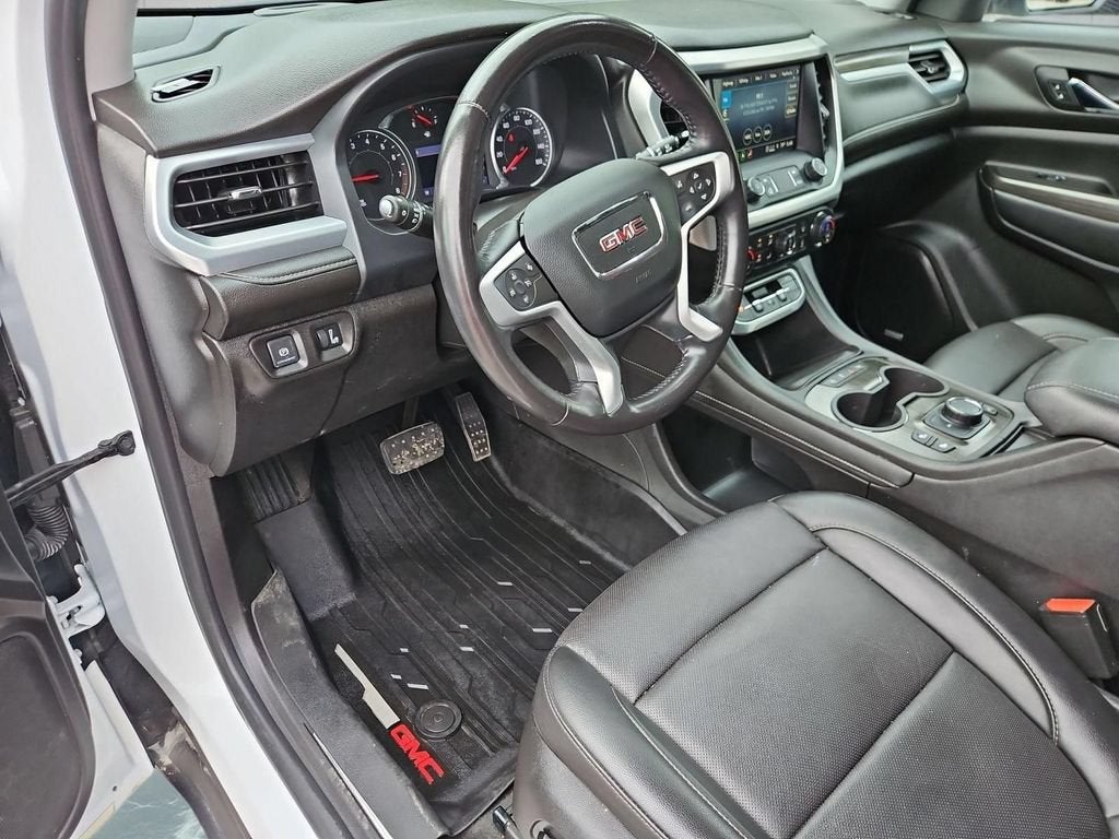 2021 GMC Acadia SLT