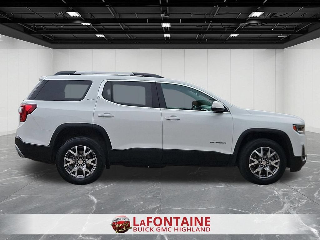 2021 GMC Acadia SLT