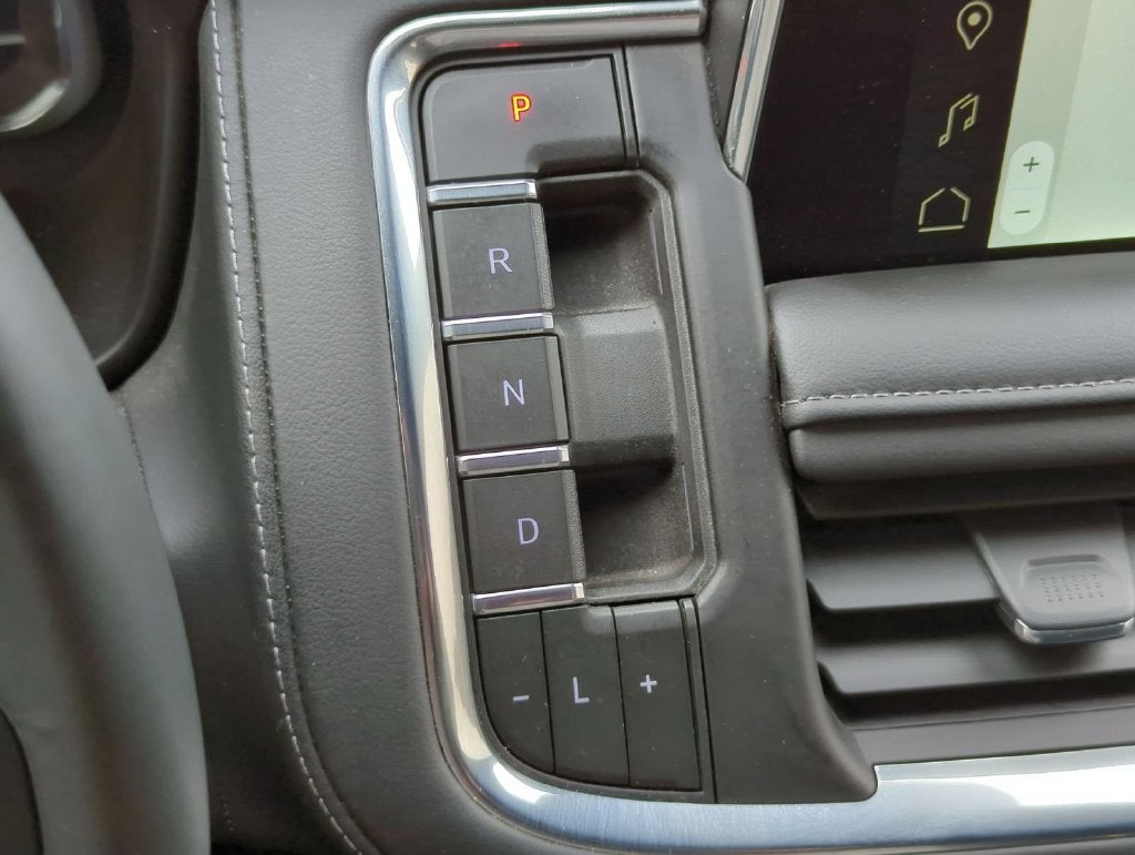 2024 GMC Yukon XL SLE