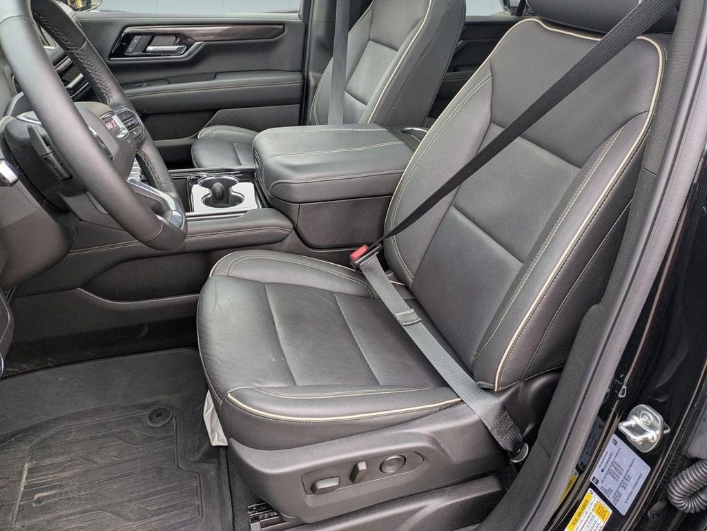 2025 GMC Yukon XL Elevation