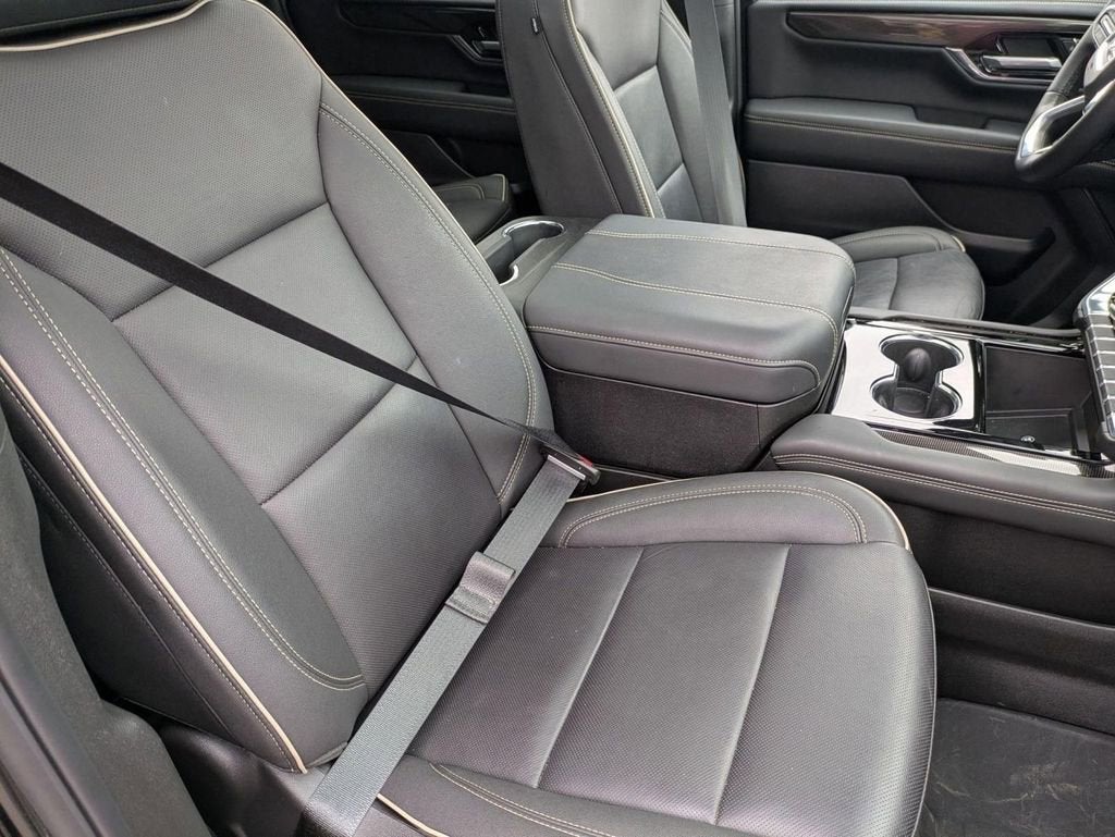 2025 GMC Yukon XL Elevation