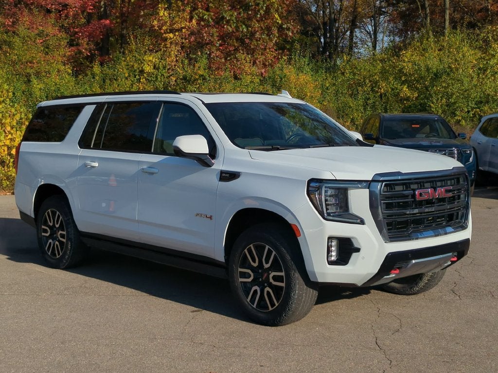 2023 GMC Yukon XL AT4