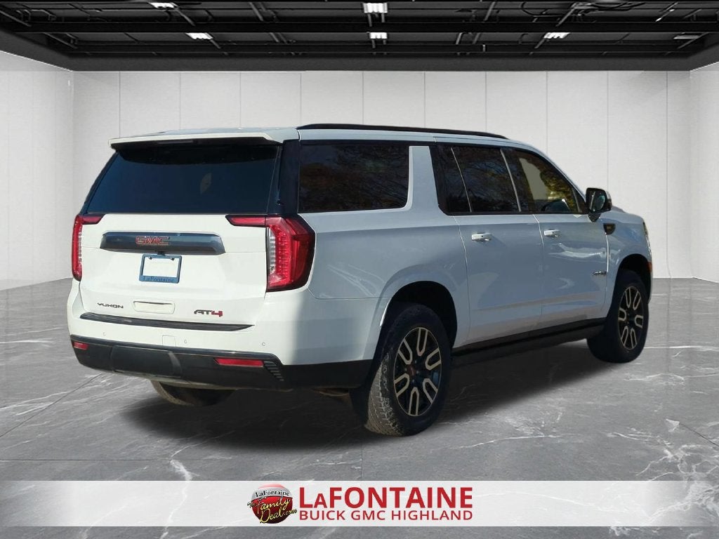 2023 GMC Yukon XL AT4
