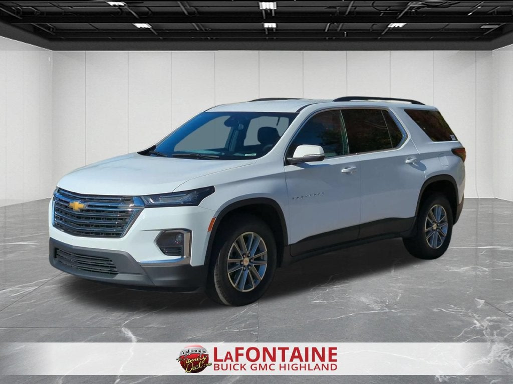 2023 Chevrolet Traverse LT Cloth