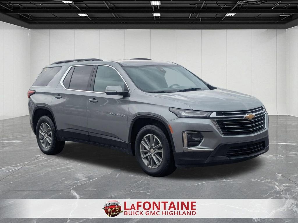 2023 Chevrolet Traverse LT Cloth