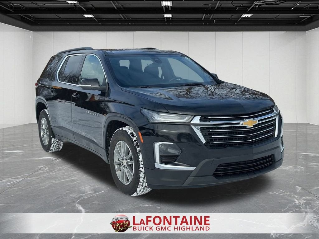 2023 Chevrolet Traverse LT Leather