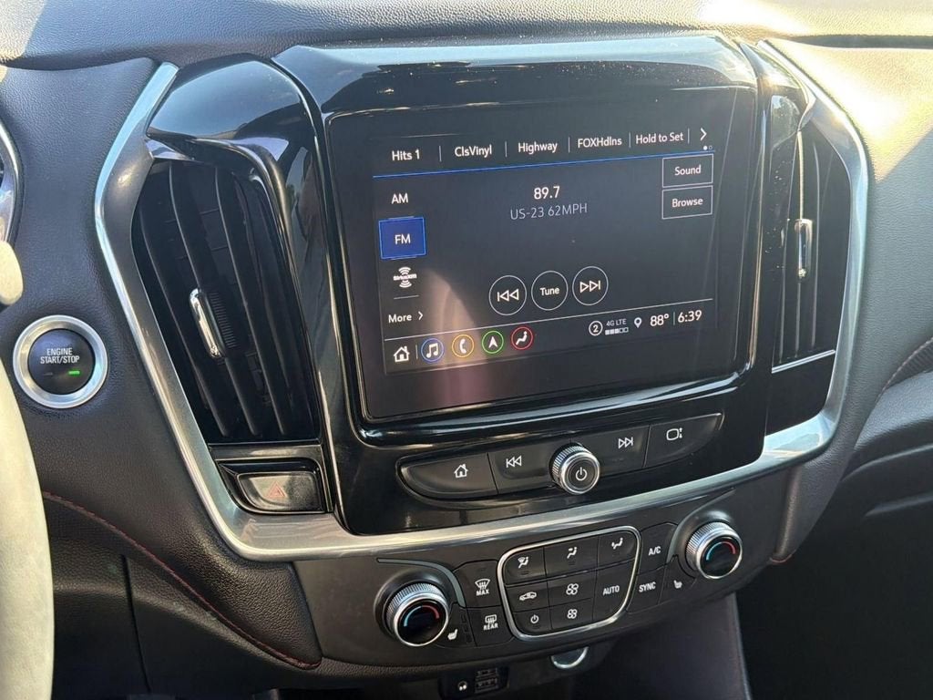 2023 Chevrolet Traverse RS