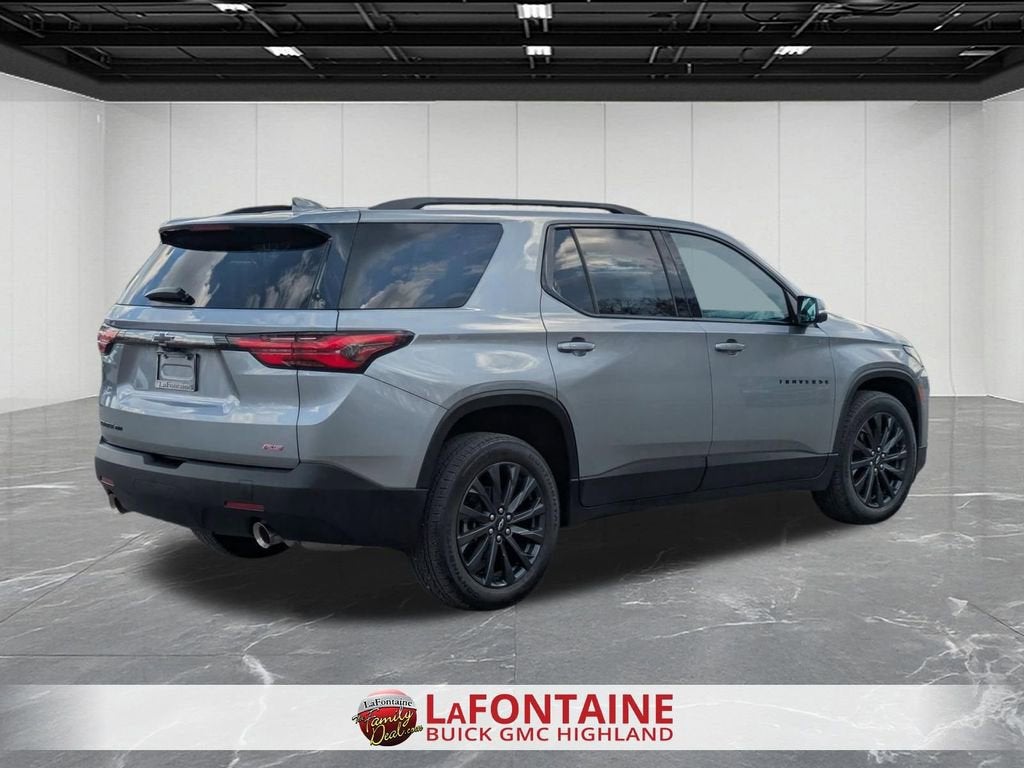 2023 Chevrolet Traverse RS