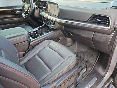 2025 Chevrolet Suburban RST