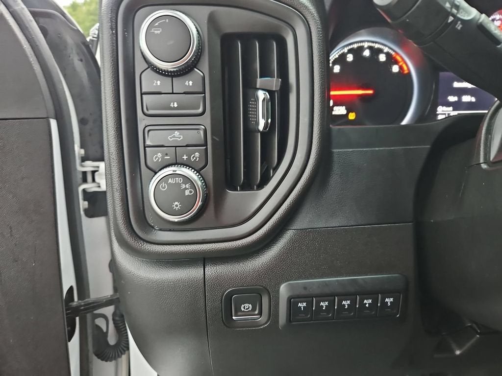 2024 GMC Sierra 2500 HD Pro