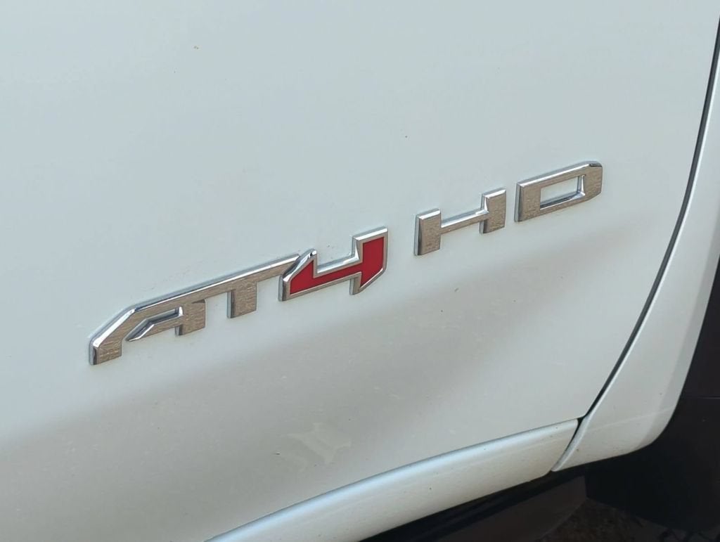 2025 GMC Sierra 2500 HD AT4