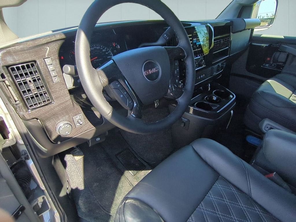 2025 GMC Savana Cargo 2500 Work Van