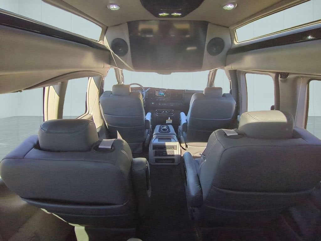 2025 GMC Savana Cargo 2500 Work Van