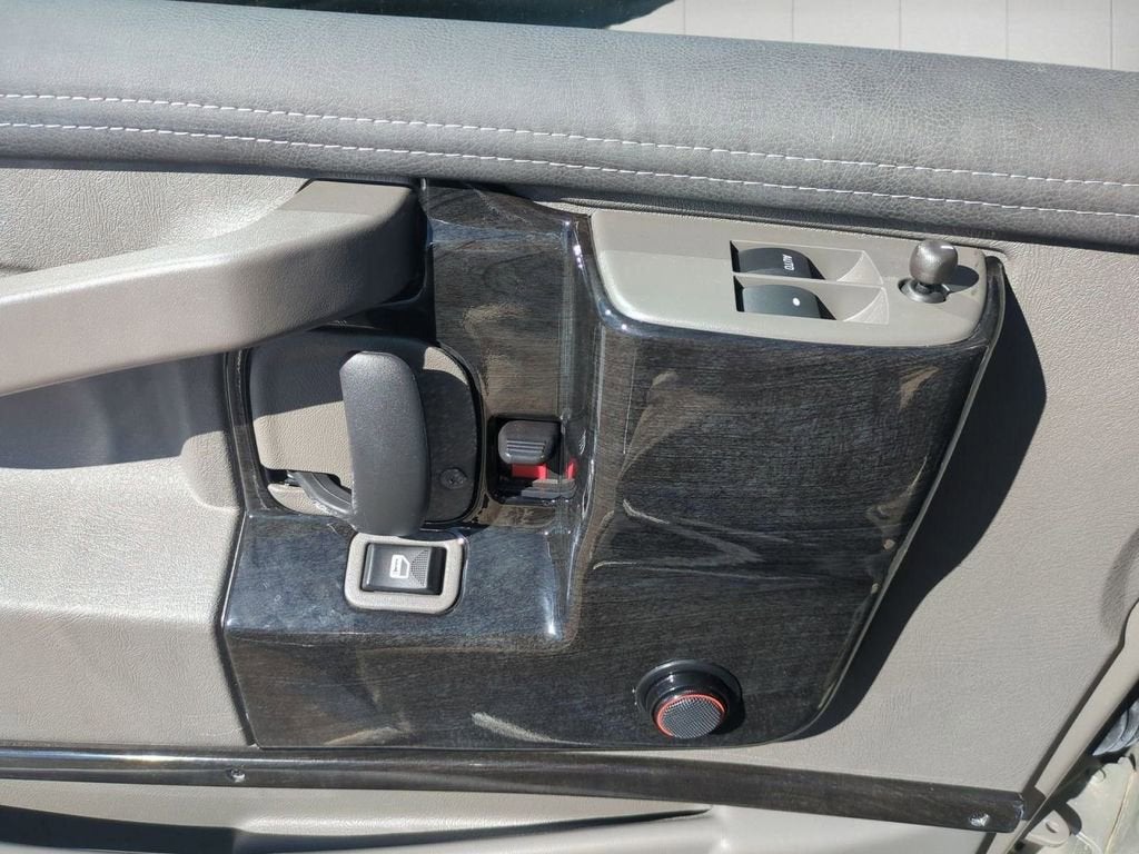 2025 GMC Savana Cargo 2500 Work Van