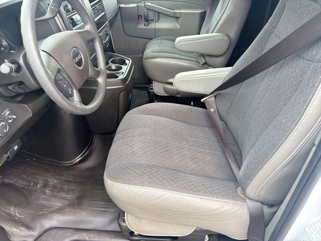 2024 GMC Savana Cargo 2500 Work Van