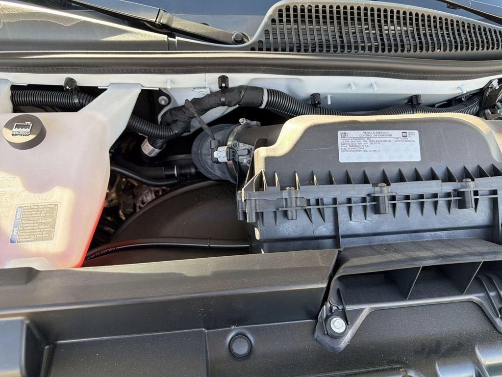 2025 GMC Savana Cargo Work Van