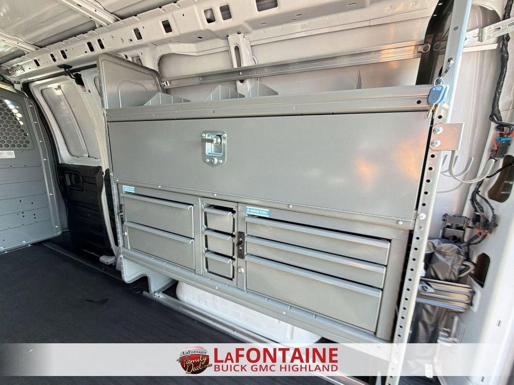 2025 GMC Savana Cargo Work Van