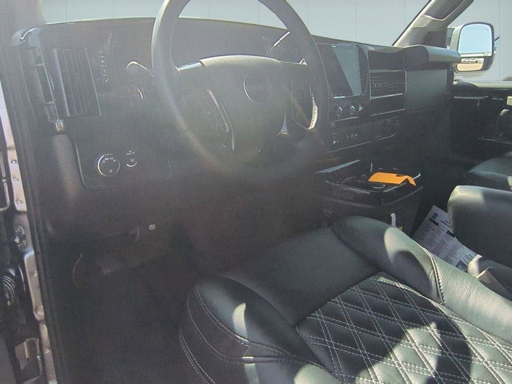 2025 GMC Savana Cargo 2500 Work Van