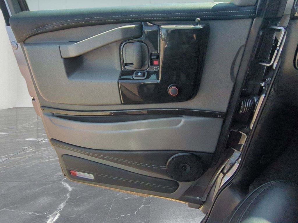 2025 GMC Savana Cargo 2500 Work Van