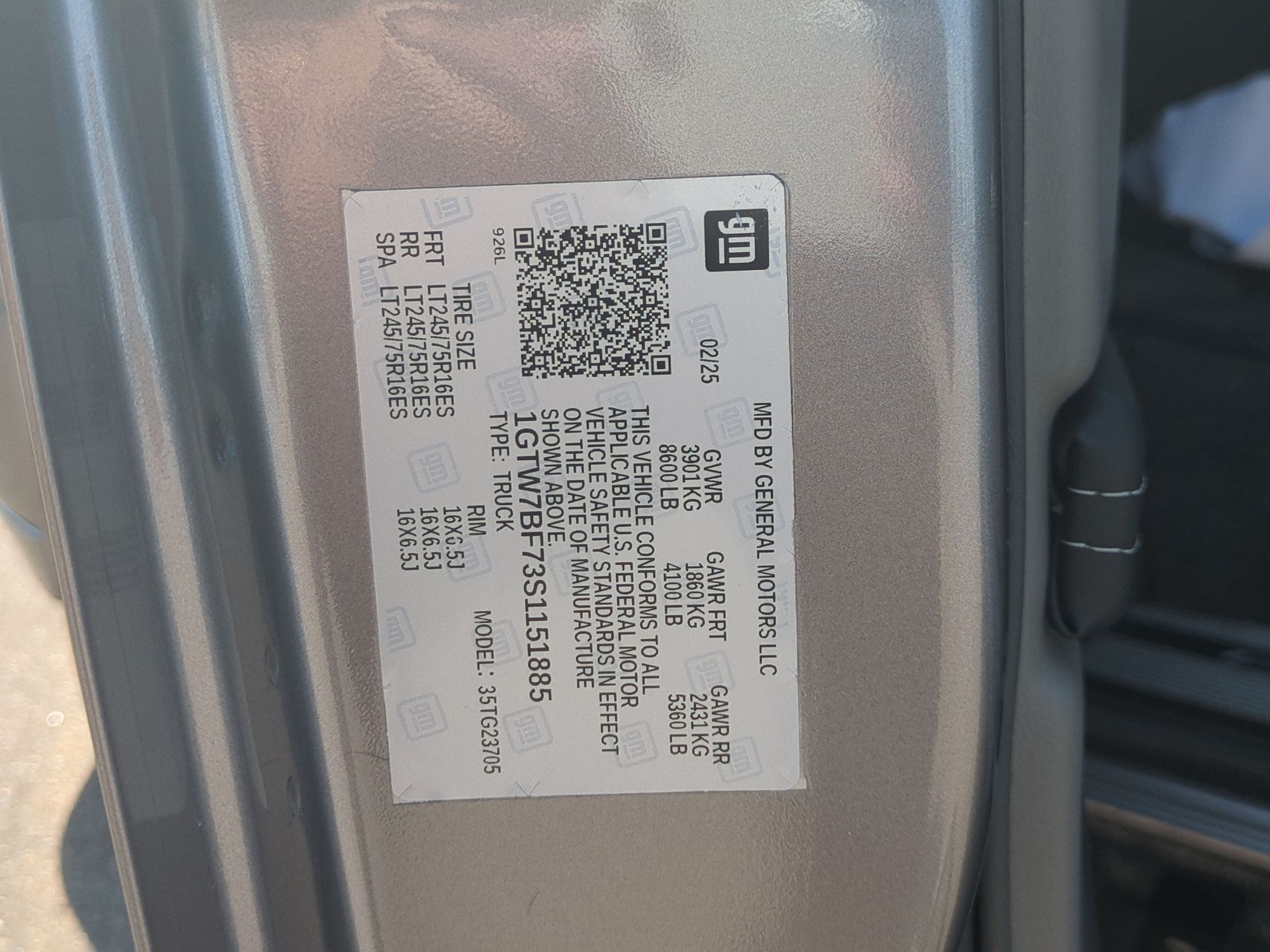 2025 GMC Savana Cargo 2500 Work Van