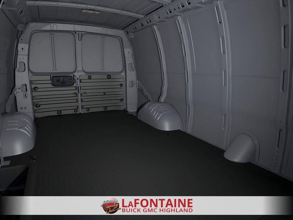 2025 GMC Savana Cargo 3500 Work Van
