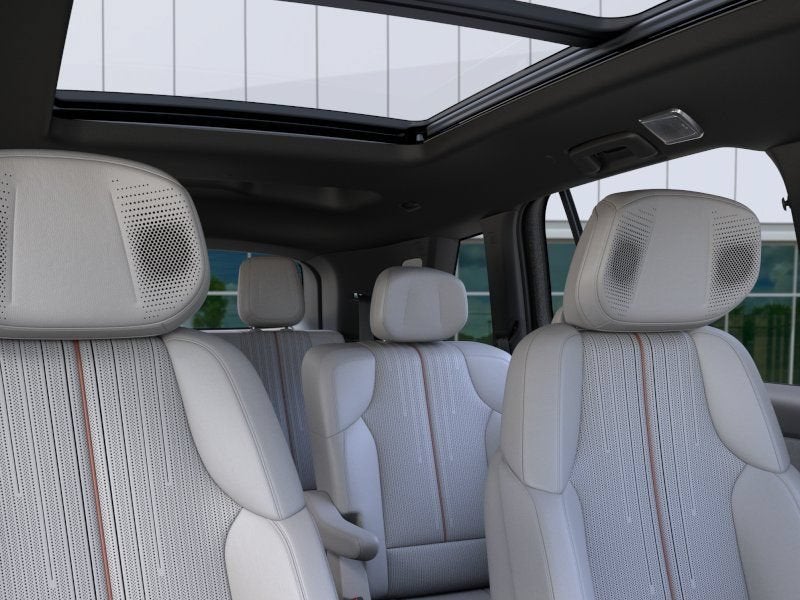 2027 Cadillac VISTIQ Luxury
