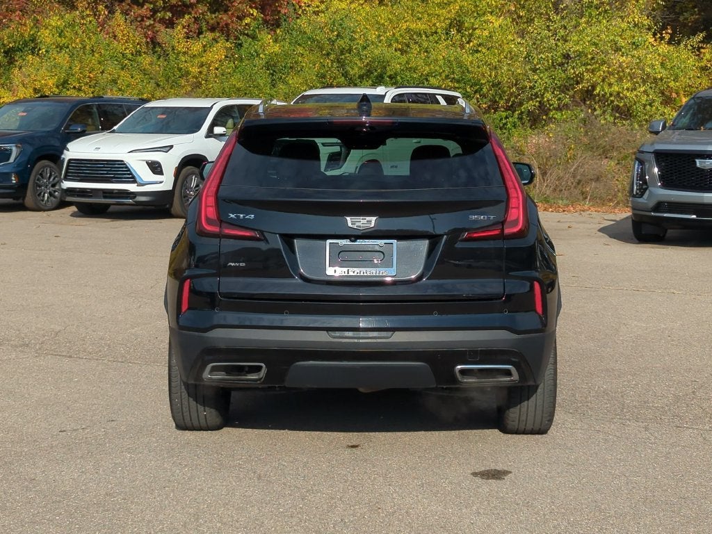 2024 Cadillac XT4 Premium Luxury