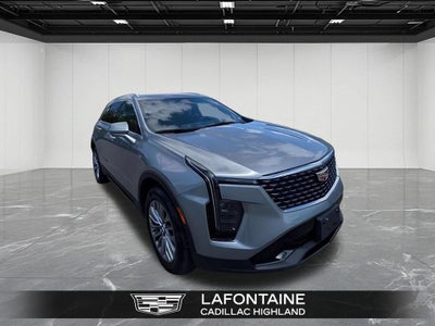 2025 Cadillac XT4 Premium Luxury