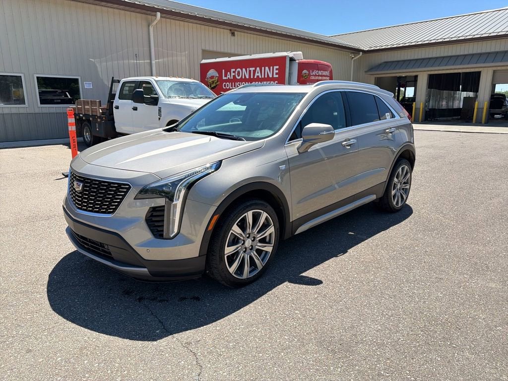 2023 Cadillac XT4 Premium Luxury