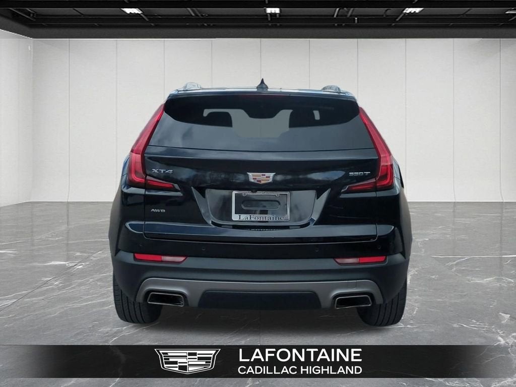2023 Cadillac XT4 Premium Luxury