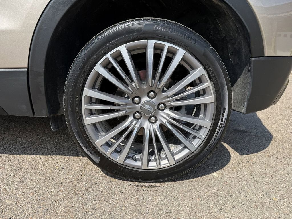 2024 Cadillac XT4 Premium Luxury