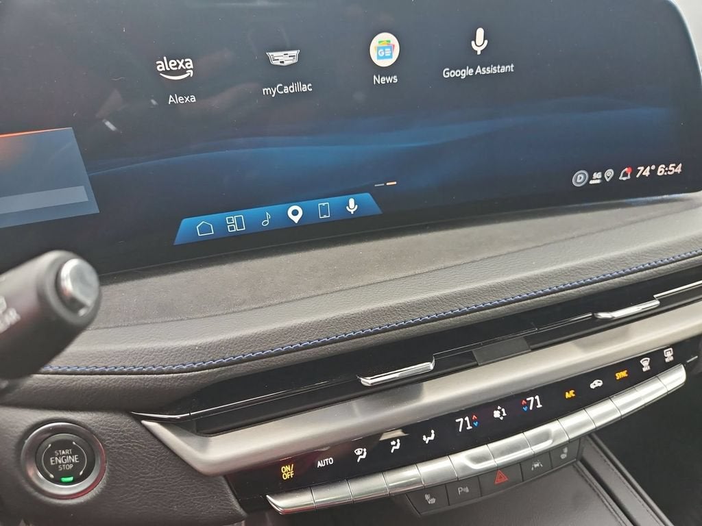 2024 Cadillac XT4 Sport