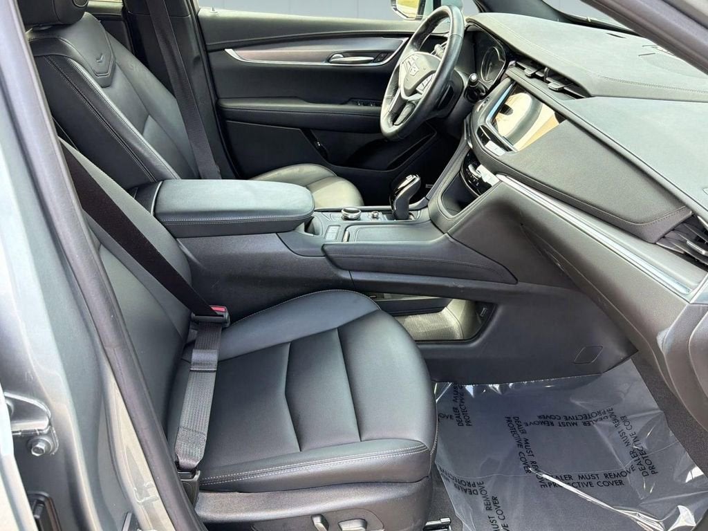 2023 Cadillac XT5 Luxury