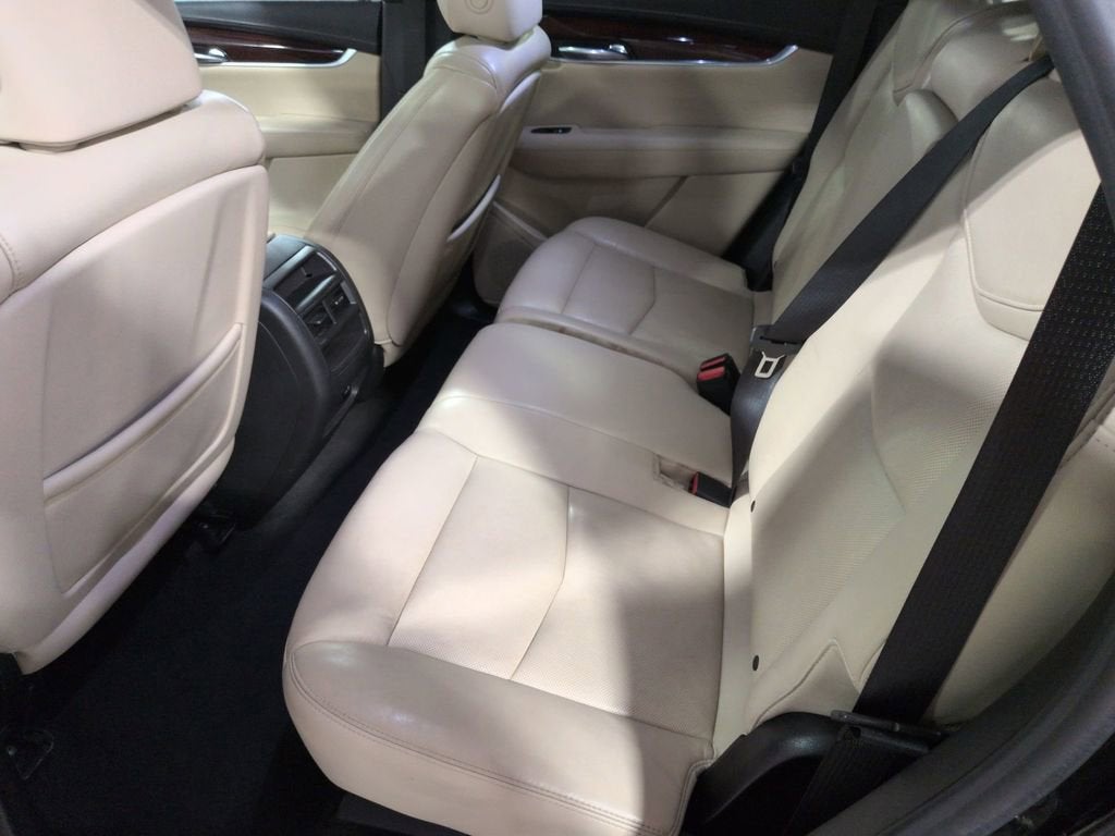 2017 Cadillac XT5 Luxury AWD