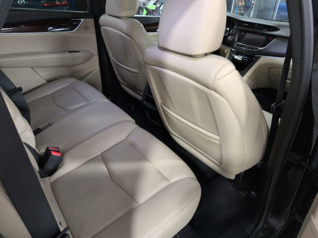 2017 Cadillac XT5 Luxury AWD