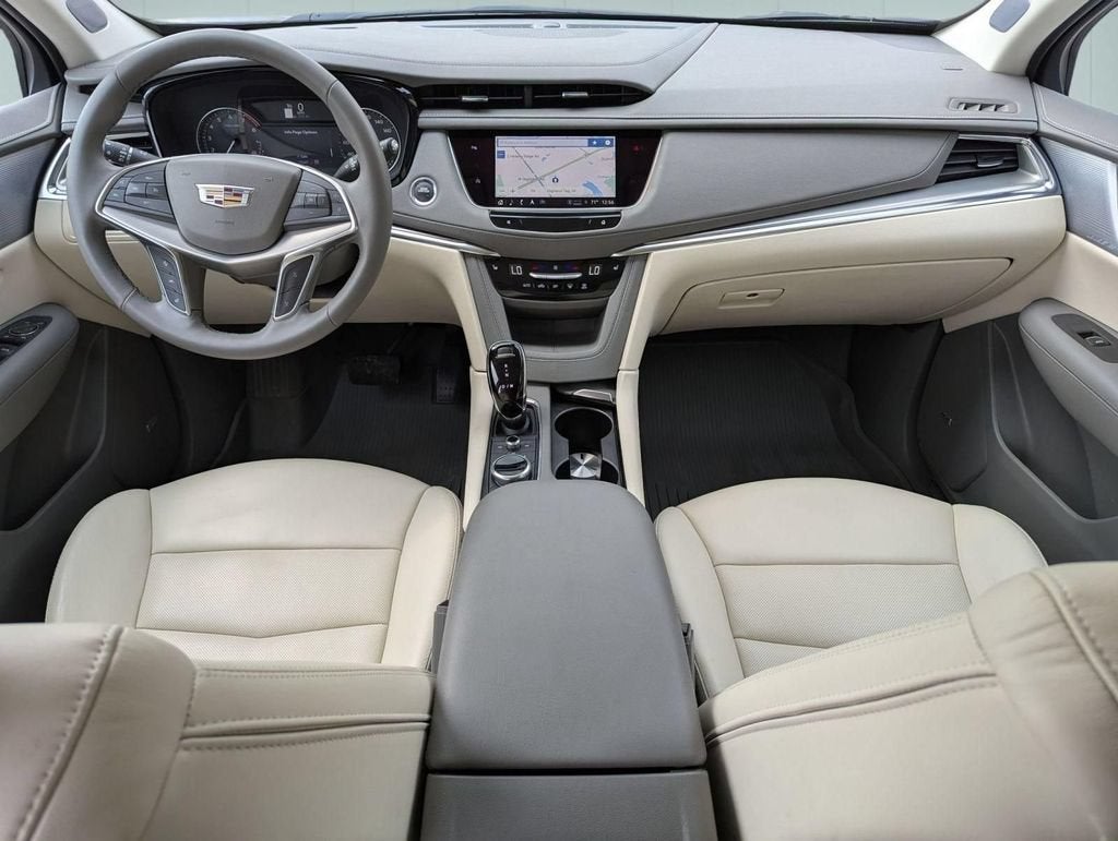 2025 Cadillac XT5 Premium Luxury