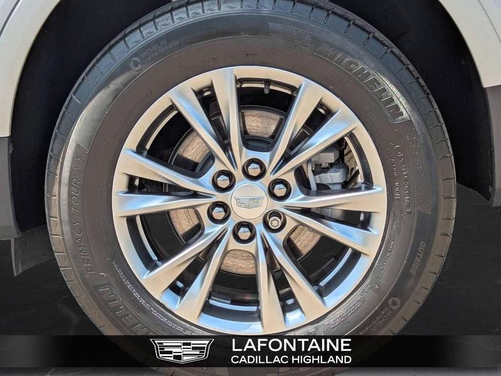 2023 Cadillac XT5 Premium Luxury
