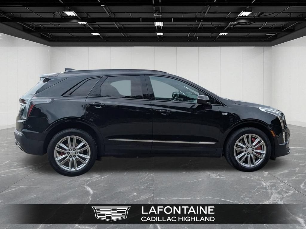 2024 Cadillac XT5 Sport