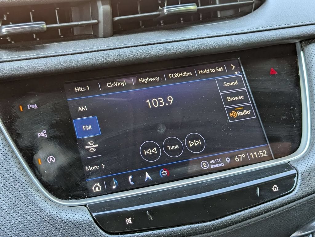2024 Cadillac XT5 Sport